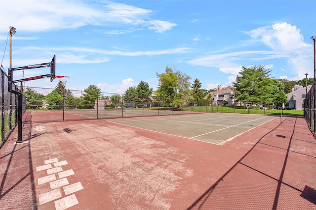2B Kings Unit 2B, Mohegan Lake, NY 10547 - view of tennis court with community basketball court