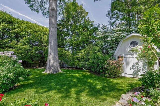 23 S Sixth St, Locust Valley, NY 11560 - view of grassy yard