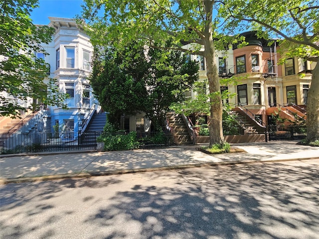 33 Hawthorne St, Brooklyn, NY 11225 - view of property featuring stairway