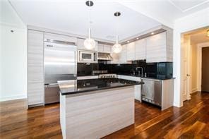 5 Renaissance Sq Unit 17B, White Plains, NY 10601 - photo 5
