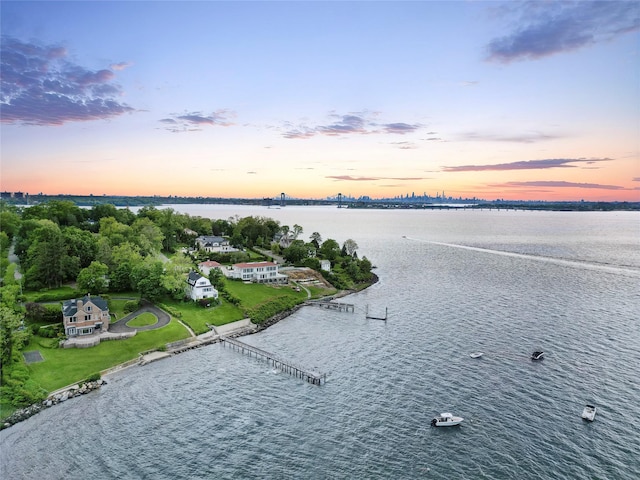40 Sunset Rd, Great Neck, NY 11024 - photo 2