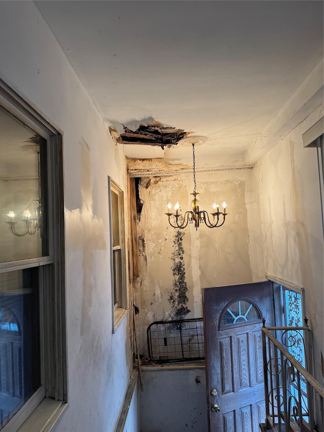 378 Saint Marks, Staten Island, NY 10301 - detailed view of a chandelier