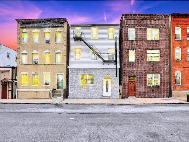 305 Union Ave, New Rochelle, NY 10801 - view of property at dusk