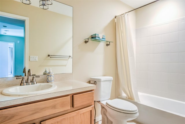 17 Gettysburg Dr Unit 17, Port Jefferson Station, NY 11776 - full bathroom featuring toilet, vanity, and shower / bath combo