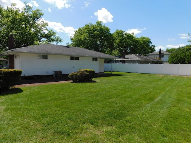 7 Audrey Ln, Commack, NY 11725 - view of yard