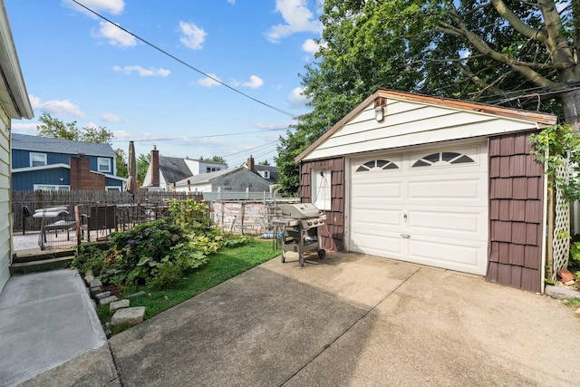 14-50 141st St, Whitestone, NY 11357 - detached garage with driveway