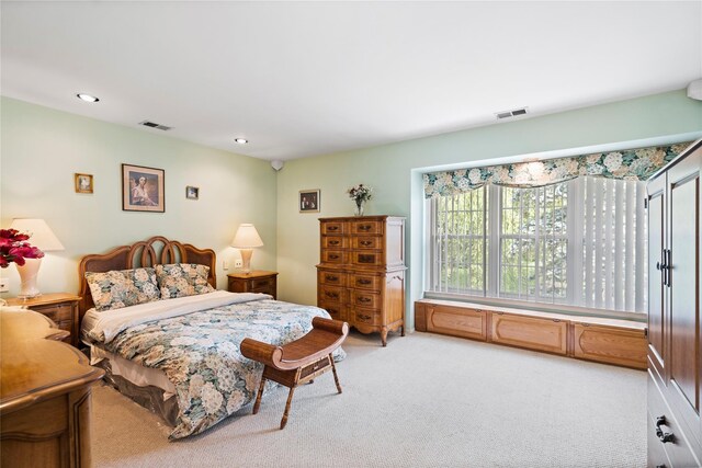 38 The Mews, Syosset, NY 11791 - bedroom featuring light colored carpet and recessed lighting