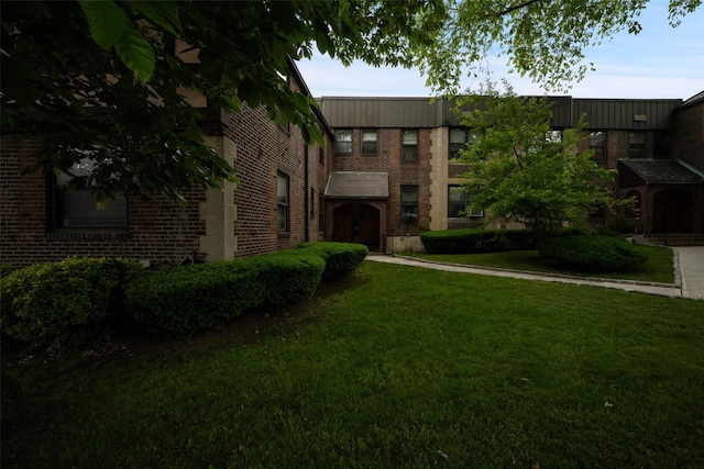 7607 Ditmars Blvd Unit 1, East Elmhurst, NY 11370 - view of building exterior