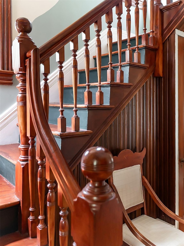 511 Grand Ave, Newburgh, NY 12550 - view of stairs