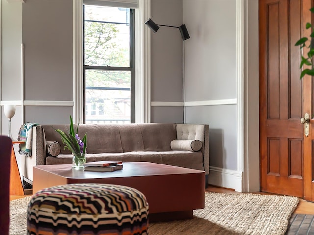 511 Grand Ave, Newburgh, NY 12550 - view of living area