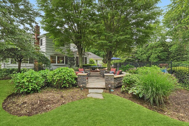 2 Shady Meadow Ln, Syosset, NY 11791 - view of yard featuring a patio