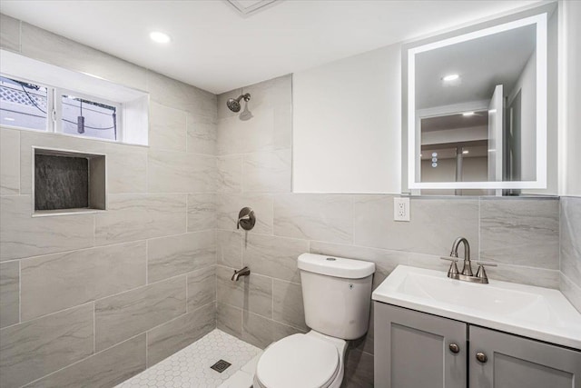 855 Winter Ave, Uniondale, NY 11553 - full bath with toilet, vanity, a tile shower, and recessed lighting
