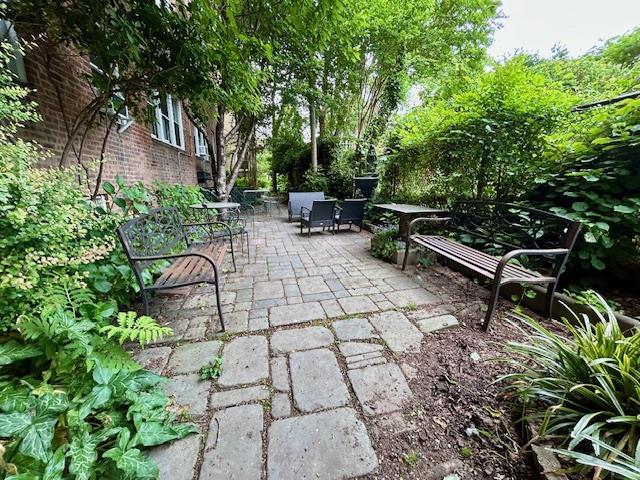 86-10 34th Ave Unit 624, Jackson Heights, NY 11372 - view of patio / terrace