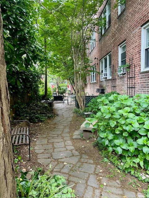 86-10 34th Ave Unit 624, Jackson Heights, NY 11372 - view of home's community