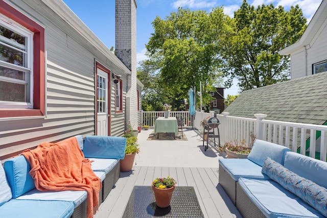 37 Centre St, Bronx, NY 10464 - deck featuring an outdoor hangout area