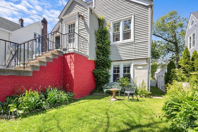 37 Centre St, Bronx, NY 10464 - back of house with a lawn