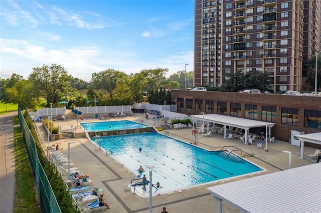 26910 Grand Central Pkwy Unit 8N, Floral Park, NY 11005 - community pool with a patio area