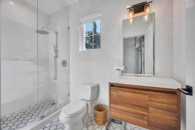 50 Gristmill Ln, Great Neck, NY 11023 - full bathroom with a walk in shower, toilet, and vanity