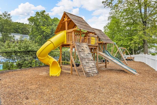 2103 Kings Way Unit 2103, Carmel, NY 10512 - view of play area