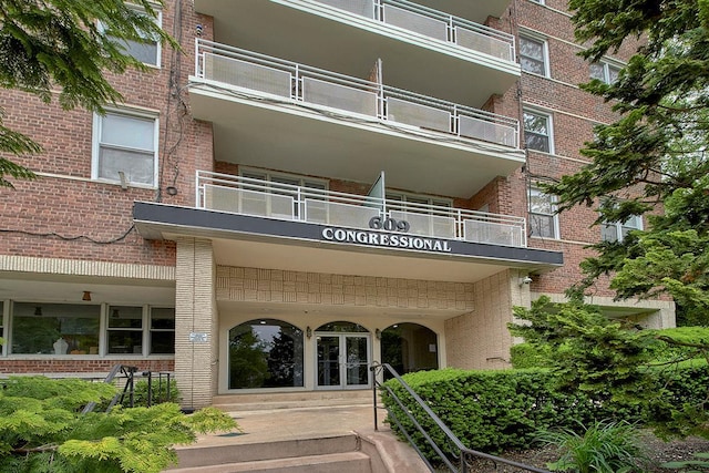 609 Kappock St Unit 3F, Bronx, NY 10463 - view of apartment building / complex