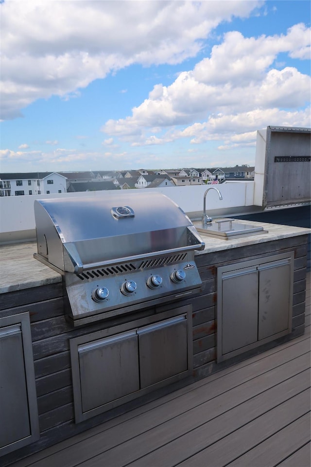 41 Michigan St, Long Beach, NY 11561 - wooden terrace with a sink