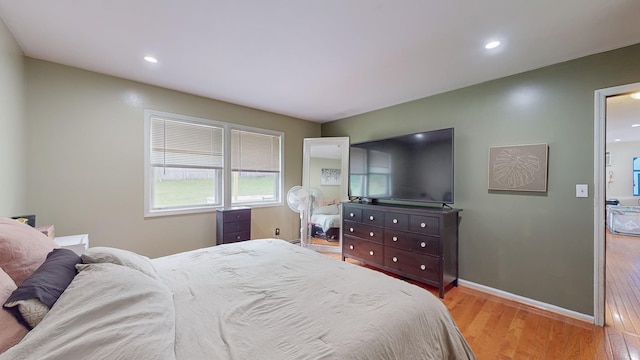 285 Riley Rd, New Windsor, NY 12553 - bedroom featuring light wood-style floors, baseboards, and recessed lighting