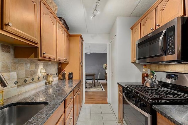1116 Warburton Ave Unit 4R, Yonkers, NY 10701 - photo 7