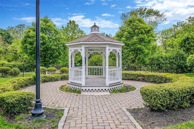 135 Rosebud Ct Unit 135, Patchogue, NY 11772 - surrounding community featuring a gazebo