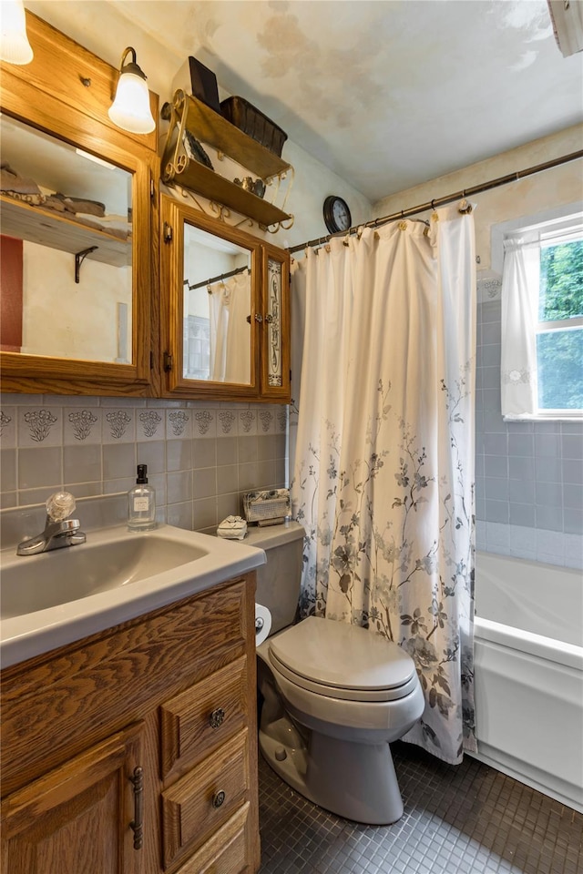 8 Cedar St, Tappan, NY 10983 - full bath featuring tile patterned flooring, vanity, shower / bath combo, and decorative backsplash