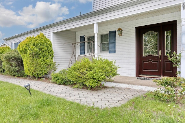 2 Sagamore Ave, Suffern, NY 10901 - entrance to property with a porch and brick siding