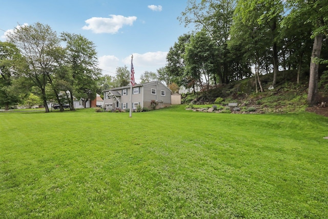 32 Meadow Rd, Montrose, NY 10567 - view of grassy yard