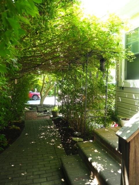 20 Locust Rd, Wading River, NY 11792 - view of surrounding community