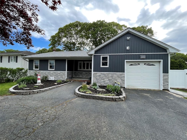 196 Holiday Blvd, Center Moriches, NY 11934 - photo 2
