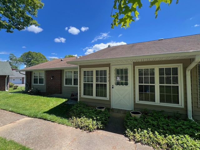 75A Enfield Ct Unit 75A, Ridge, NY 11961 - view of front facade with a front yard
