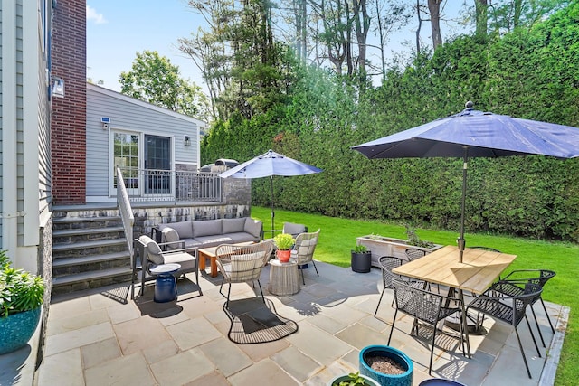 9 Springdale Rd, Scarsdale, NY 10583 - view of patio featuring an outdoor hangout area and outdoor dining space