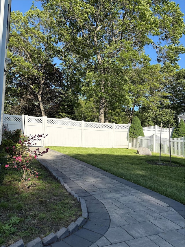 2337 Sycamore Ave, Ronkonkoma, NY 11779 - view of yard with a patio area