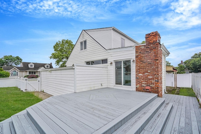 3061 Xavier Ct, Oceanside, NY 11572 - wooden deck with a gate