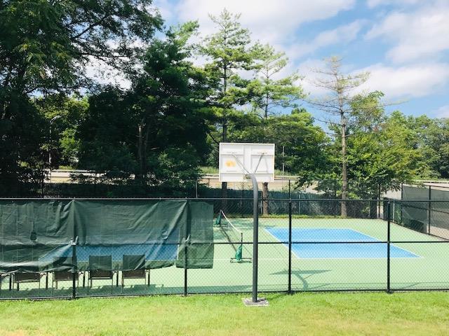 27110 Grand Central Pkwy Unit 28K, Floral Park, NY 11005 - photo 22