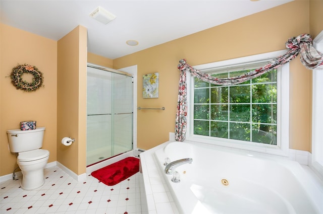 3 Cambridge Ct, Wappingers Falls, NY 12590 - full bathroom featuring toilet, a whirlpool tub, and a stall shower