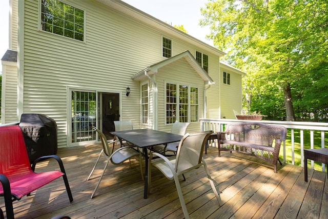 3 Cambridge Ct, Wappingers Falls, NY 12590 - wooden deck with outdoor dining area