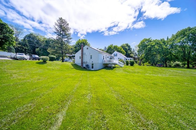 322 Noxon Rd, Poughkeepsie, NY 12603 - view of grassy yard