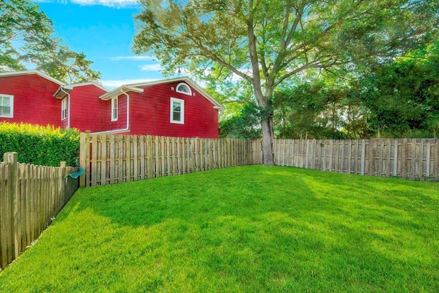 22 Livingston Ave, Valhalla, NY 10595 - view of yard