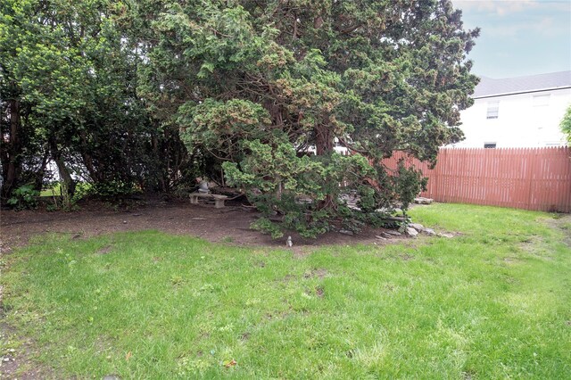 1053 Quentin Pl, Woodmere, NY 11598 - view of yard