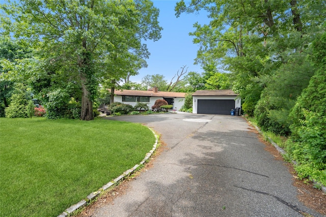 27 Parkway Dr, Roslyn Heights, NY 11577 - photo 1