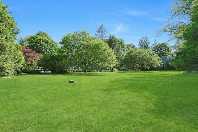 1 Lakeview Rd, South Salem, NY 10590 - view of community featuring a lawn