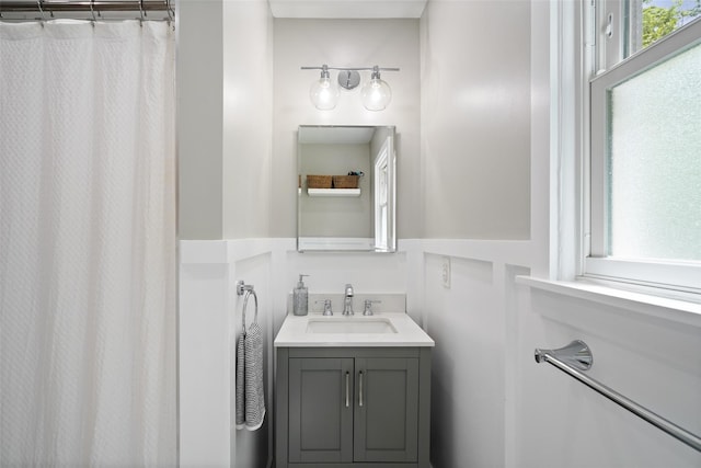 801 Syska Rd, Ossining, NY 10562 - bathroom with vanity and curtained shower