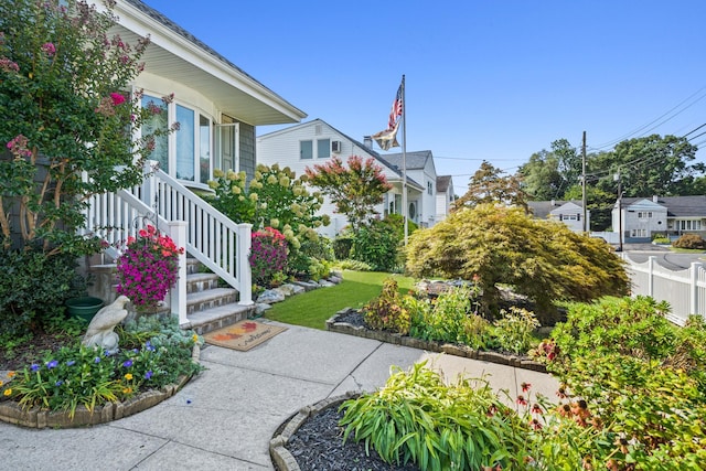 9 Duke St, North Babylon, NY 11703 - view of yard