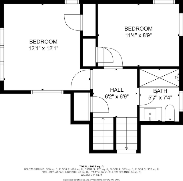 9 Duke St, North Babylon, NY 11703 - floor plan / room layout