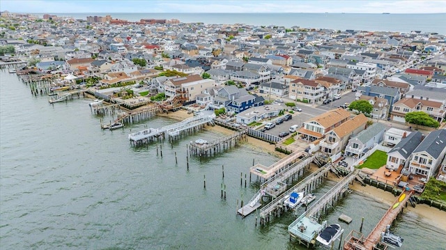 991 W Park Ave, Long Beach, NY 11561 - aerial perspective of suburban area featuring a large body of water
