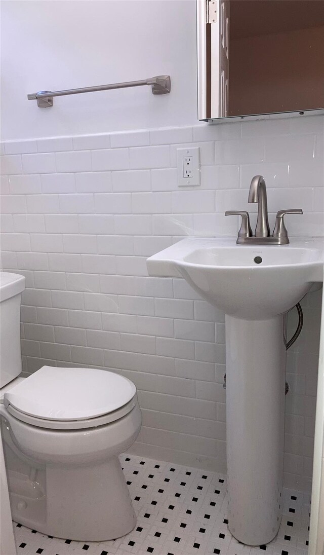 444 1st Ave, Massapequa Park, NY 11762 - photo 8